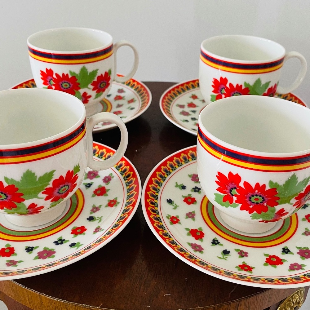 Vintage Heinrich & Co. Selb Bavaria 'Gypsy' floral porcelain teacups and saucers